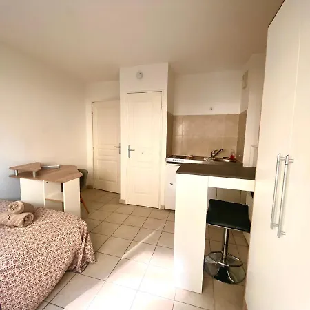 Le Rive Droite - Studio Equipe Centre - 83 Apartment Rouen